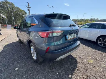 Ford Kuga 2.0 EcoBlue A8 AWD Titanium