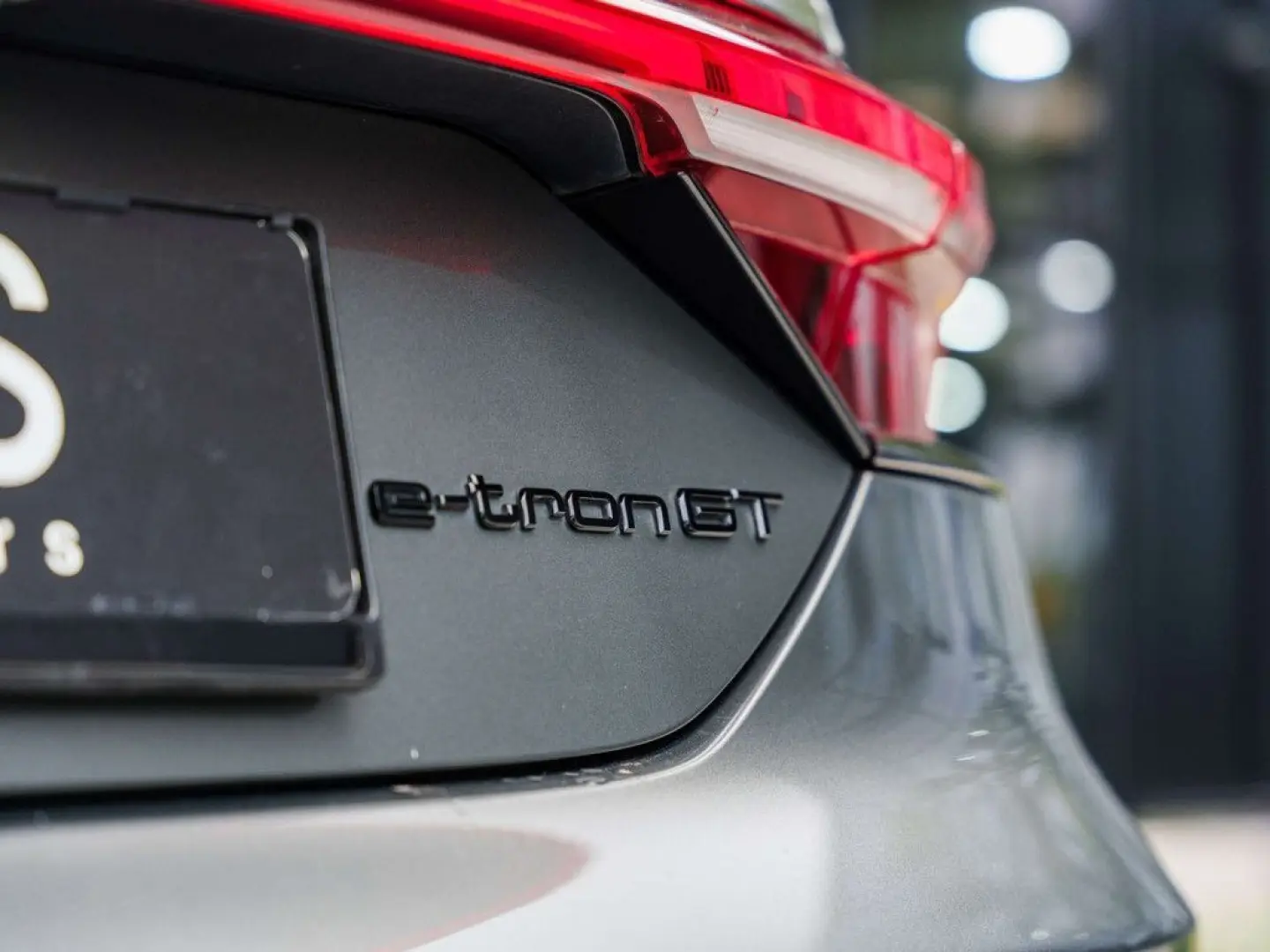 RS e-tron GT RS e-tron GT - Aventurin Green - Fu