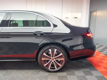 Mercedes Benz E 300e