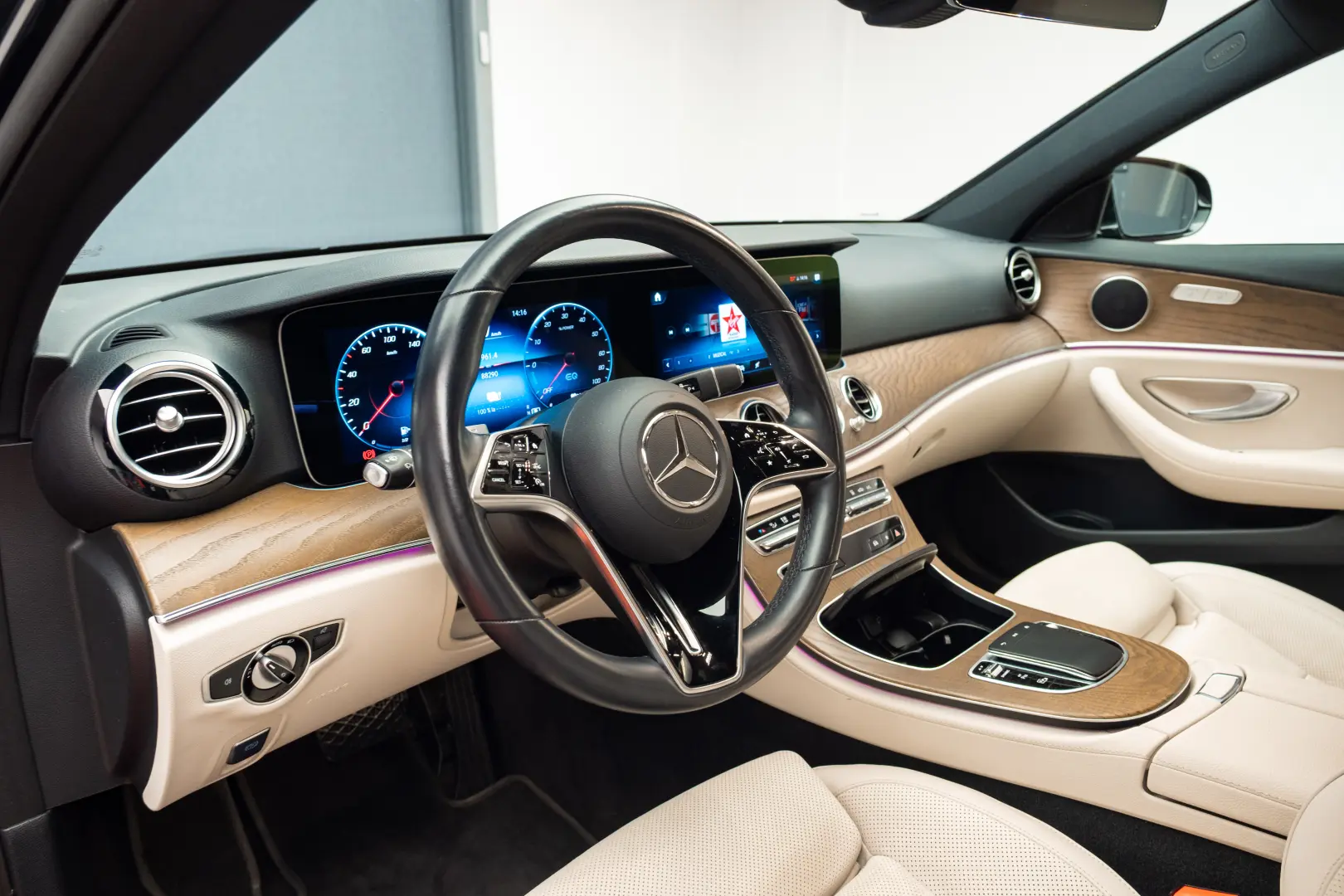 Mercedes Benz E 300e