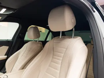 Mercedes Benz E 300e