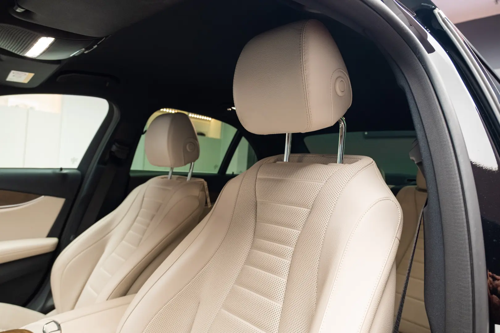 Mercedes Benz E 300e