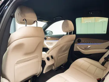 Mercedes Benz E 300e