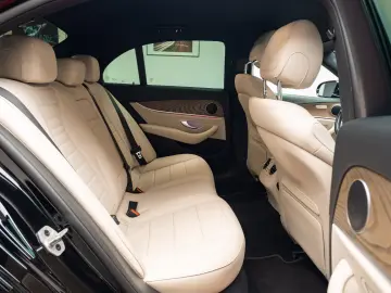 Mercedes Benz E 300e