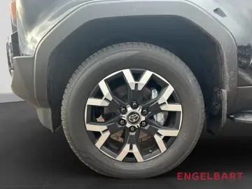 Toyota Land Cruiser 2 8 D-4D Executive Navi 360 Kamera