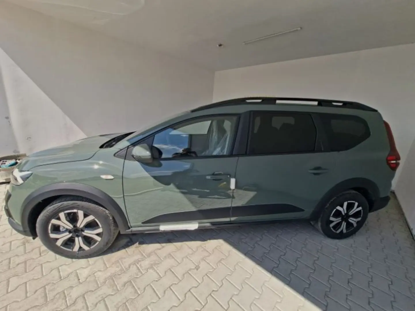 DACIA JOGGER 1.6 Hybrid 140HP EXPRESSION