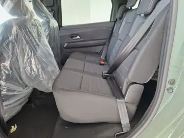 DACIA JOGGER 1.6 Hybrid 140HP EXPRESSION