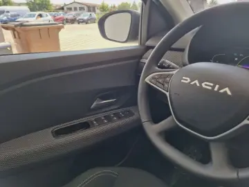 DACIA JOGGER 1.6 Hybrid 140HP EXPRESSION