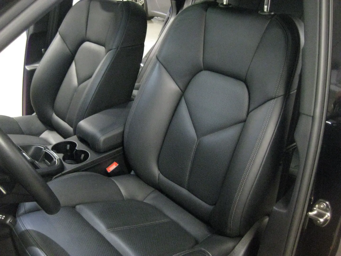 Macan 2.0 schw schw pano kamera 14 wege 20