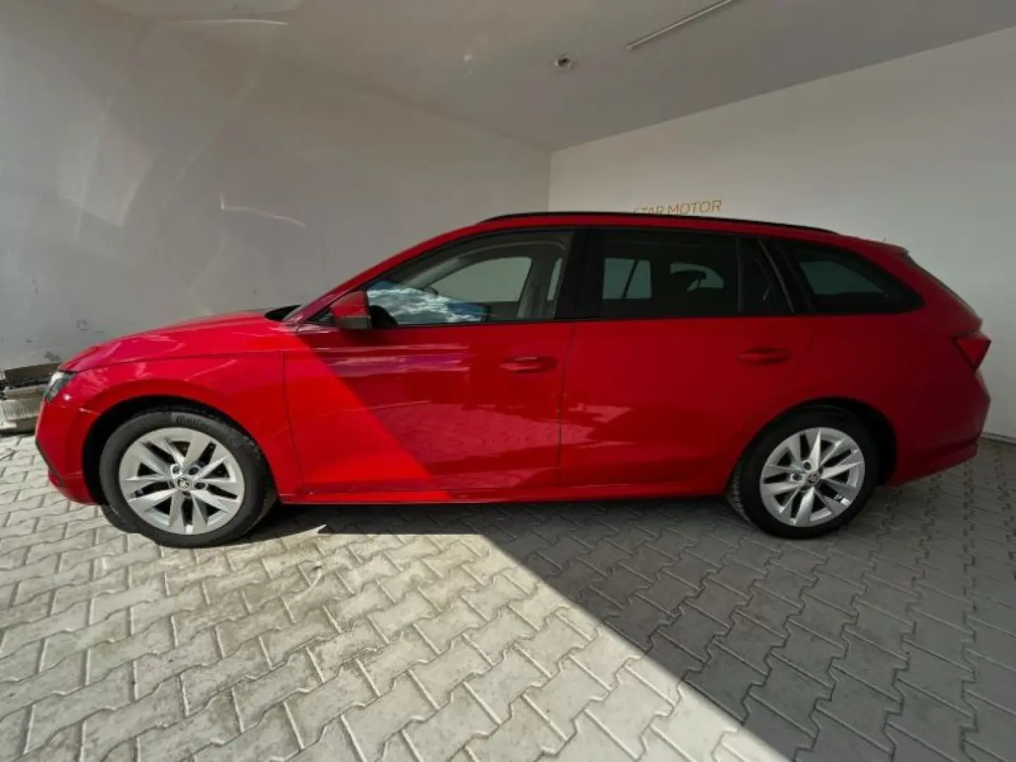 SKODA OCTAVIA 2.0 TDI 150CP Style Combi DSG 4X4