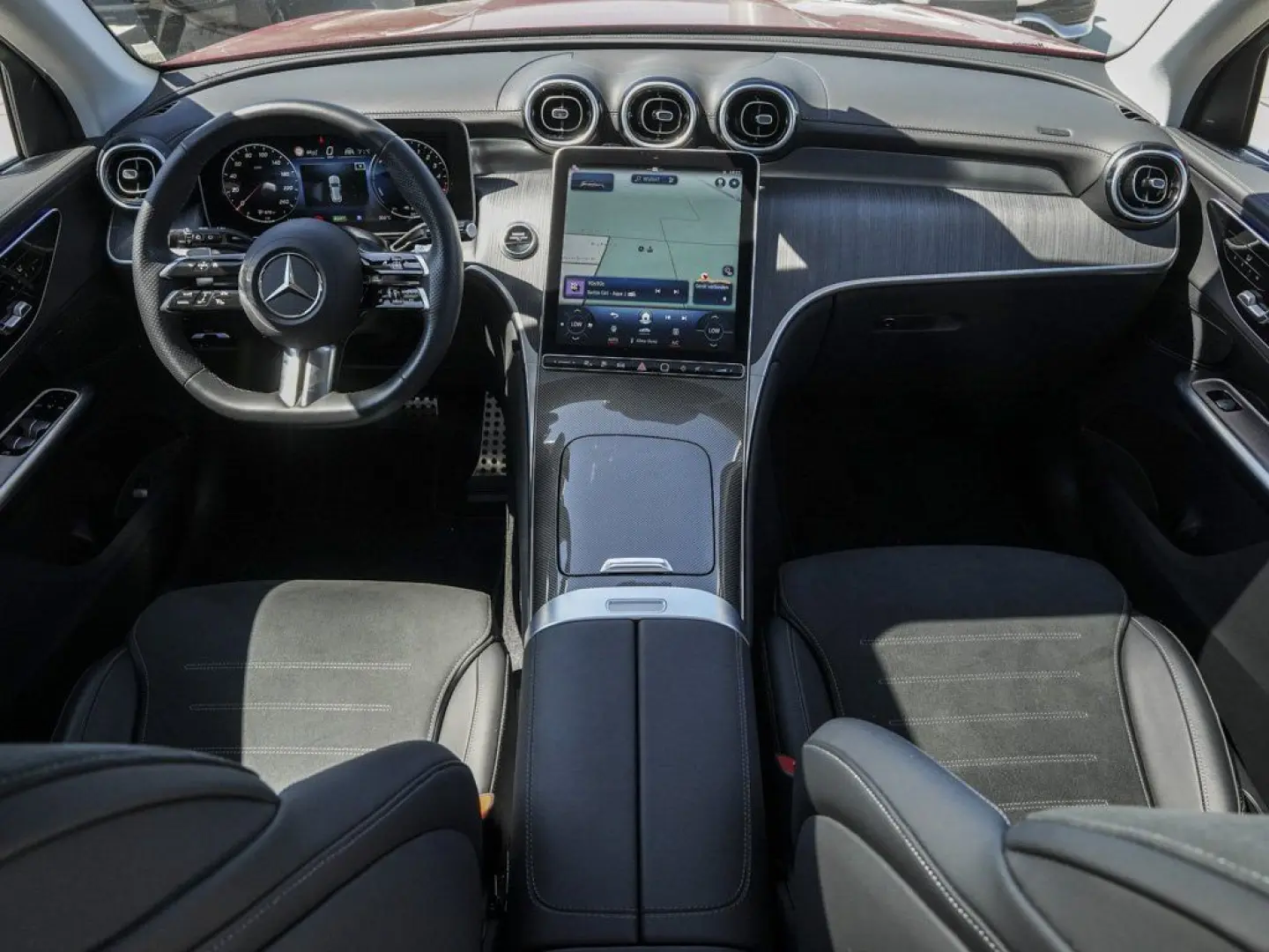 GLC 300 de 4M AMG Digital-Light Pano Distro. AHK