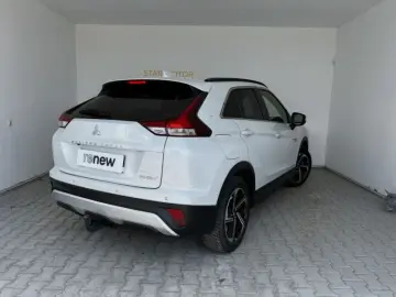 MITSUBISHI ECLIPSE CROSS 2.4 PHEV Intense CVT 4WD