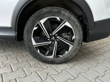 MITSUBISHI ECLIPSE CROSS 2.4 PHEV Intense CVT 4WD