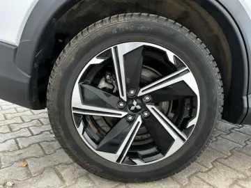 MITSUBISHI ECLIPSE CROSS 2.4 PHEV Intense CVT 4WD