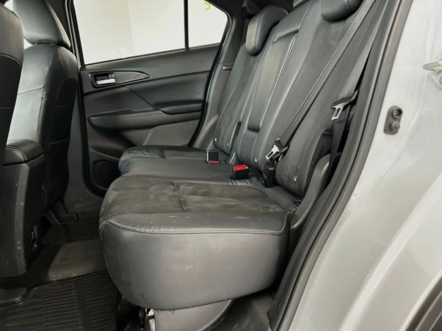 MITSUBISHI ECLIPSE CROSS 2.4 PHEV Intense CVT 4WD