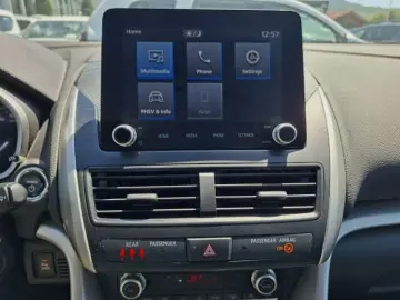 MITSUBISHI ECLIPSE CROSS 2.4 PHEV Intense CVT 4WD