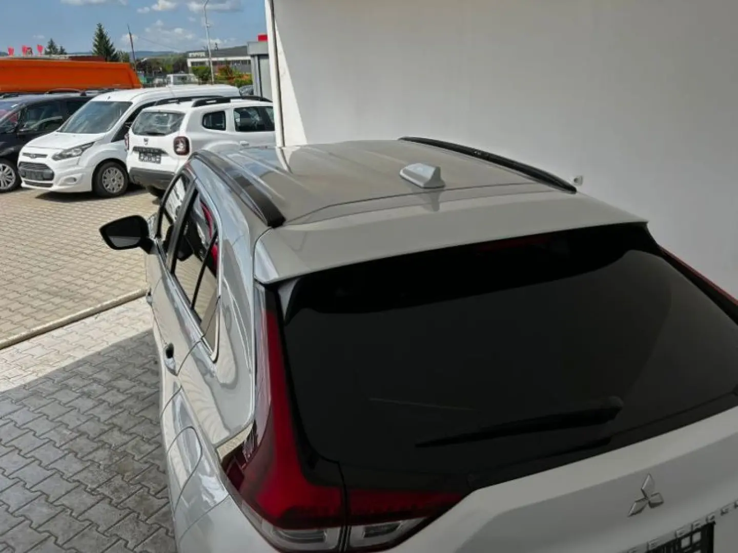 MITSUBISHI ECLIPSE CROSS 2.4 PHEV Intense CVT 4WD