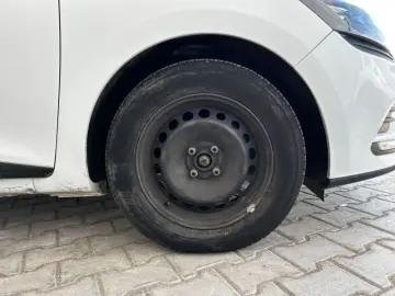 RENAULT CLIO 1.0 TCe 100CP Life