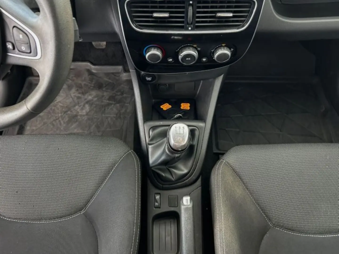 RENAULT CLIO 1.0 TCe 100CP Life