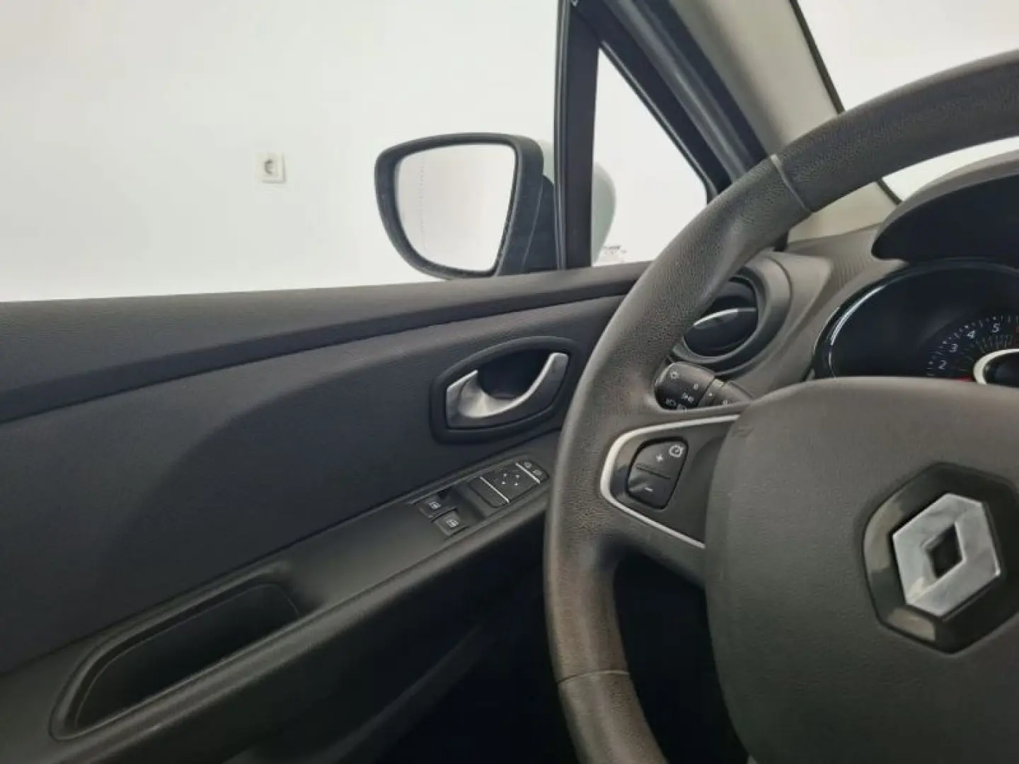 RENAULT CLIO 1.0 TCe 100CP Life