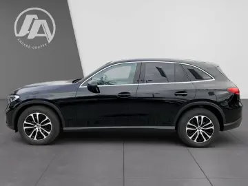 GLC 220 d 4M Avantgarde MBUX Pano Distr LED 360