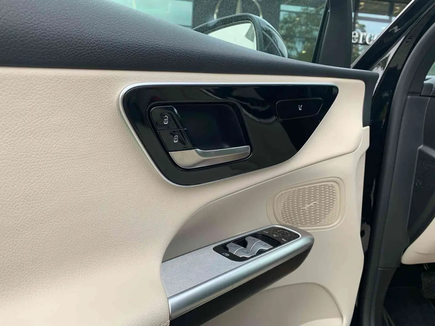 GLC 220 d 4M Avantgarde MBUX Pano Distr LED 360