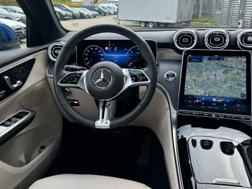 GLC 220 d 4M Edition Avantgarde Panorama AHK 360