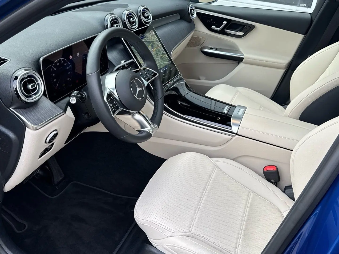 GLC 220 d 4M Edition Avantgarde Panorama AHK 360