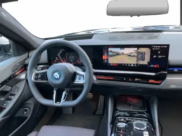 BMW 530 e Pachet M Sport Head-Up AHK