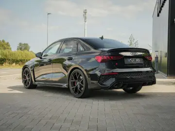 RS3 RS3 TFSI Limousine quattro S tronic