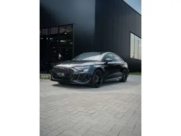 RS3 RS3 TFSI Limousine quattro S tronic