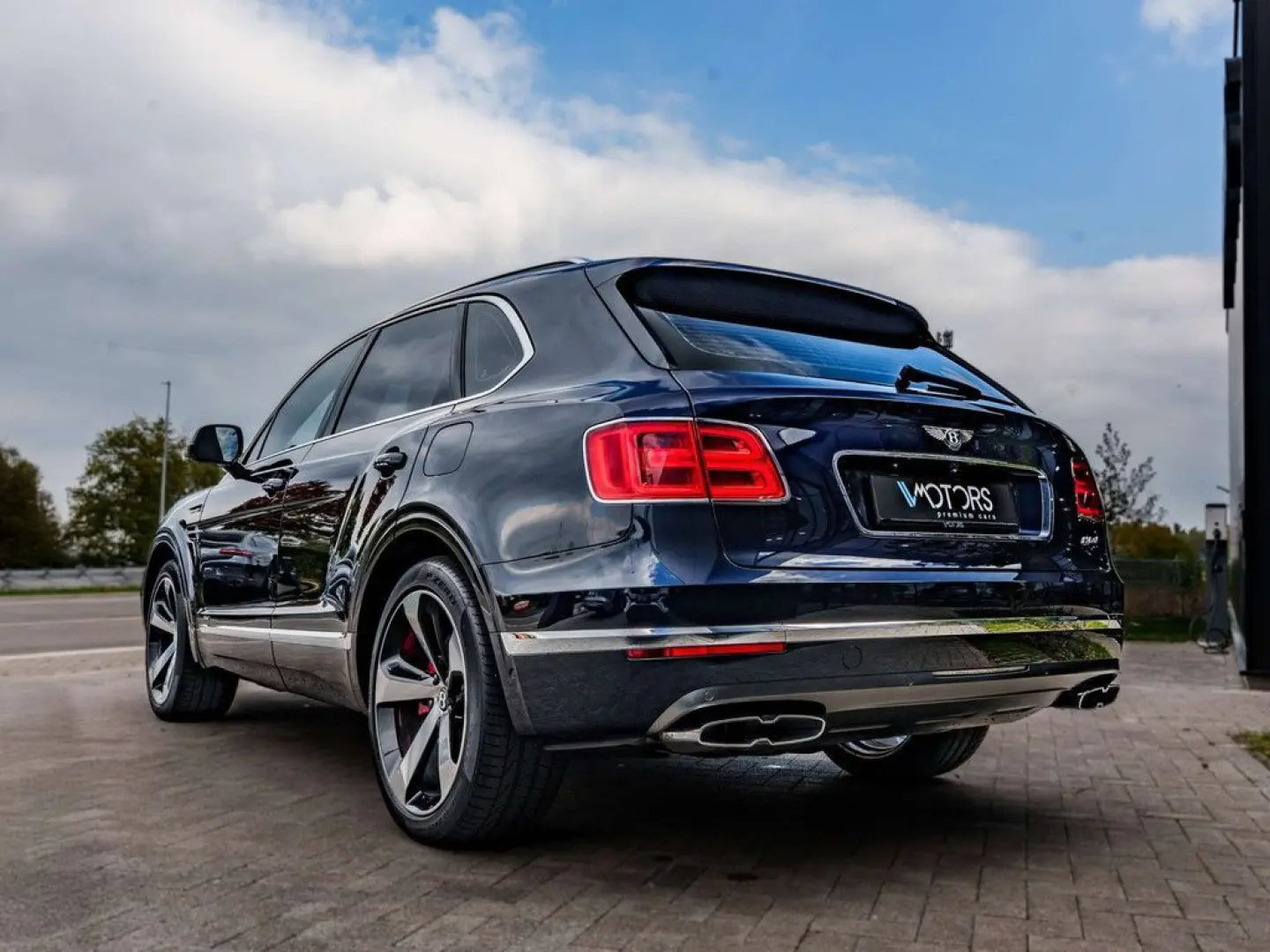Bentayga Bentayga Hybrid