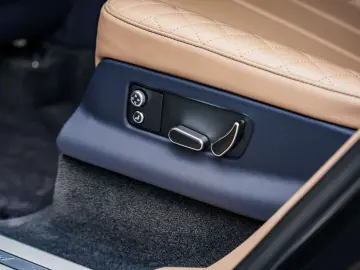 Bentayga Bentayga Hybrid