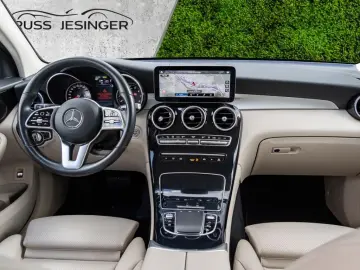 GLC 300 e 4M  AHK Cam Distr LED TotW MBUX Navi