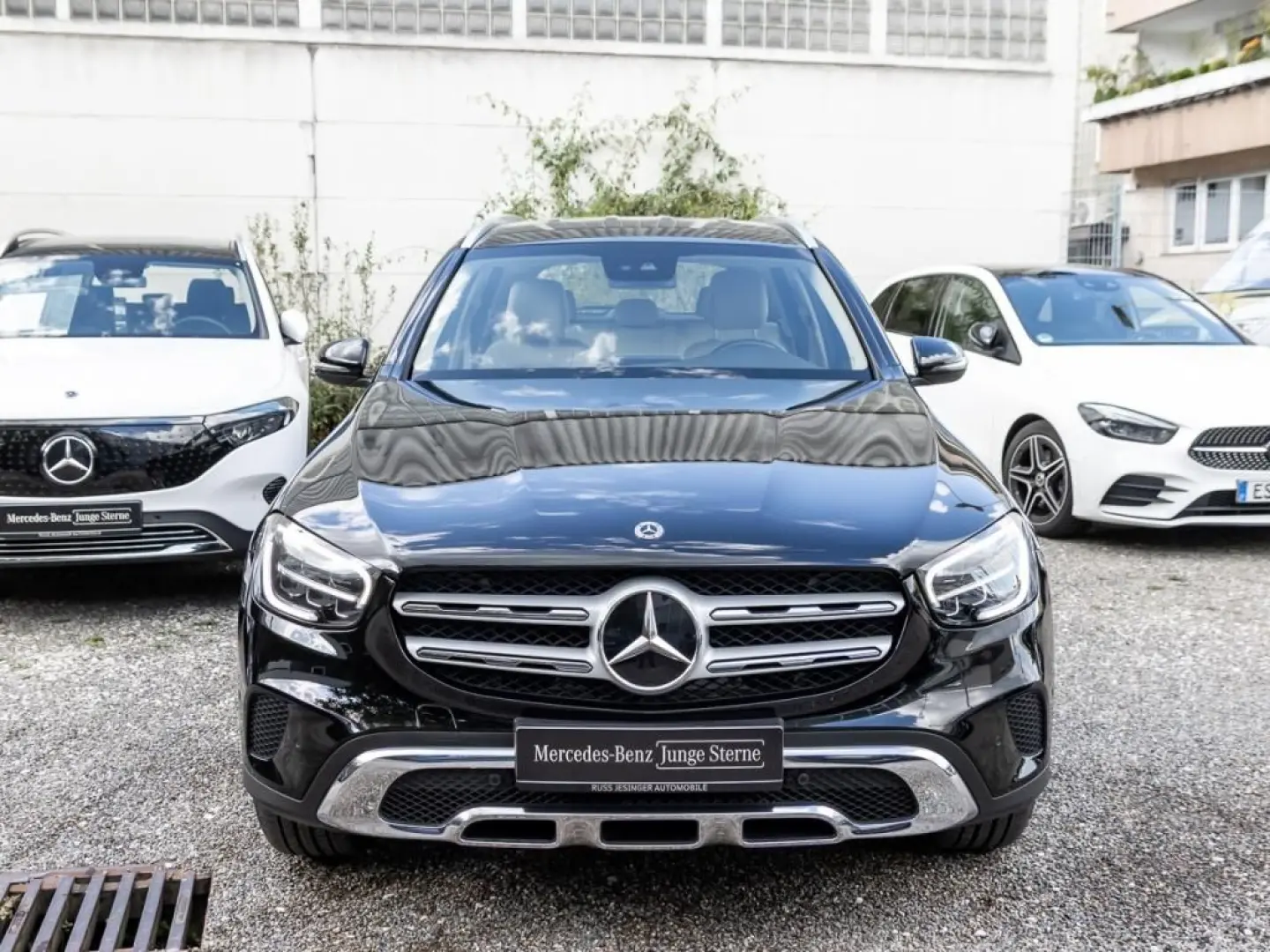 GLC 300 e 4M  AHK Cam Distr LED TotW MBUX Navi