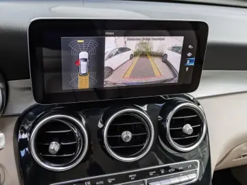 GLC 300 e 4M  AHK Cam Distr LED TotW MBUX Navi