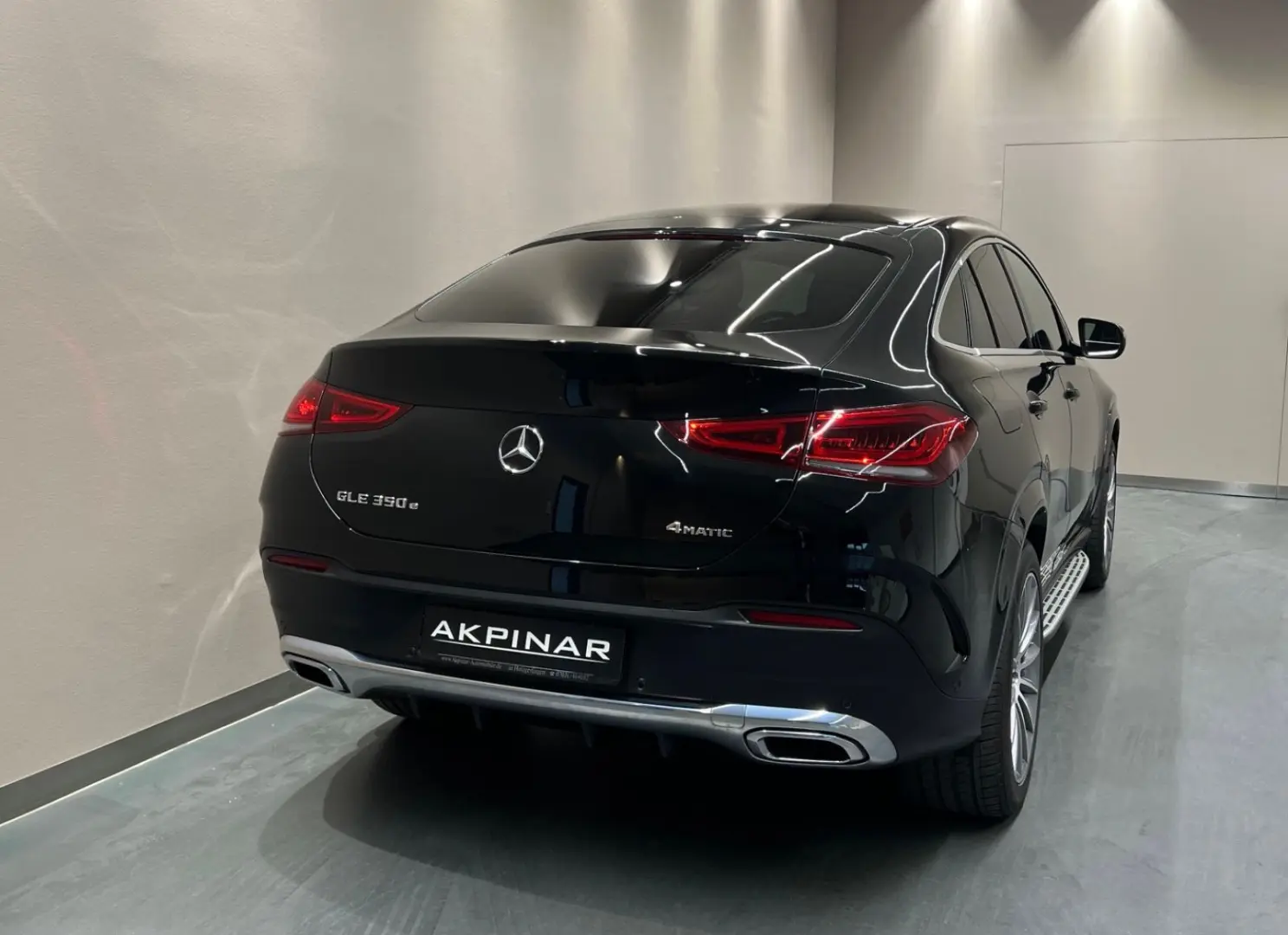 GLE350 e Coupe 4M  AMG LINE BURMESTER 360  1.HD