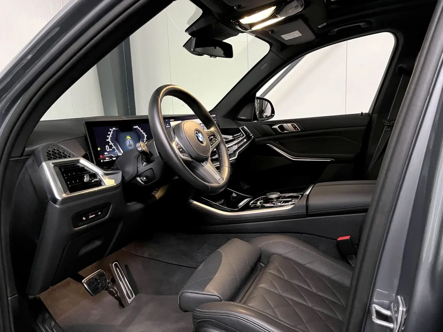 X5 40i M Sport Pro  Sky-Lounge AHK Iconic SC