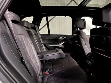 X5 40i M Sport Pro  Sky-Lounge AHK Iconic SC