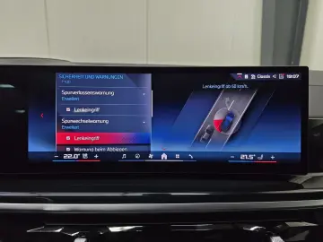 X5 40i M Sport Pro  Sky-Lounge AHK Iconic SC