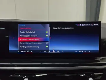 X5 40i M Sport Pro  Sky-Lounge AHK Iconic SC