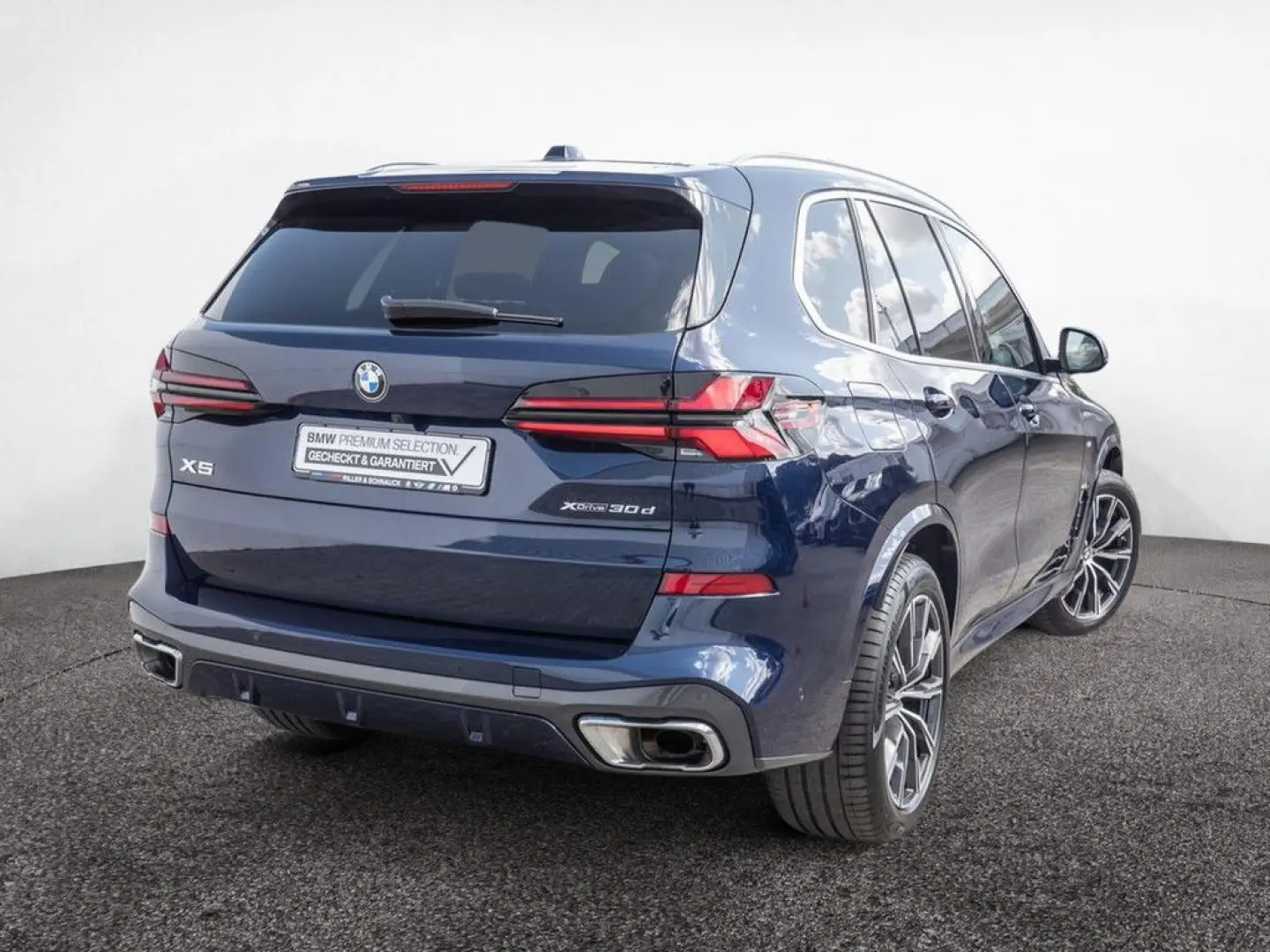 X5 xDrive 30d M-Sport PANO AHK STANDHZG HK