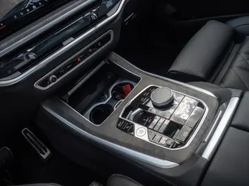 X5 xDrive 30d M-Sport PANO AHK STANDHZG HK