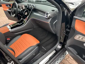 GLC 200 4M AMG PANO BURM DIGITAL 360  20