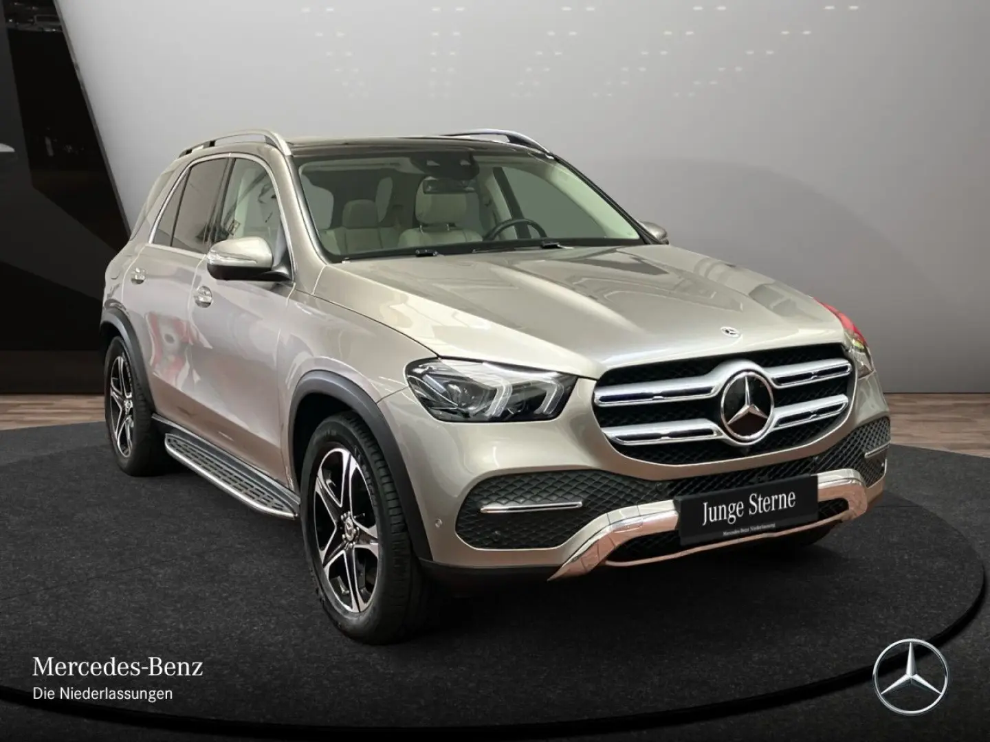 GLE350e 4M Exclusive Dist AHK Pano Burm Trittb