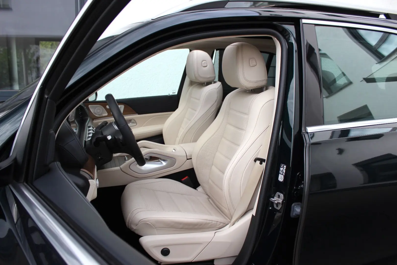GLE 400 d 4M   AMG-PAKET S-KLIMA PANO 22 ZOLL