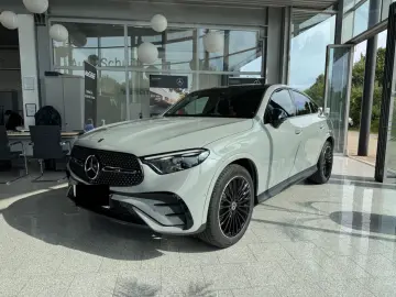 Mercedes-Benz GLC 200 4M AMG Pano AHK Keyless