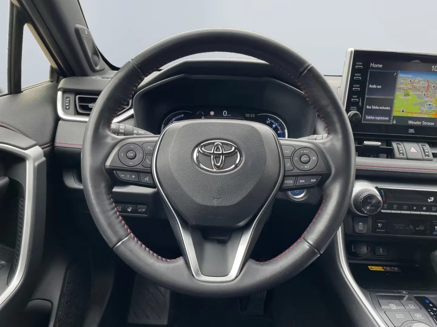 Toyota RAV4 Plug-in Hybrid Technology & Style
