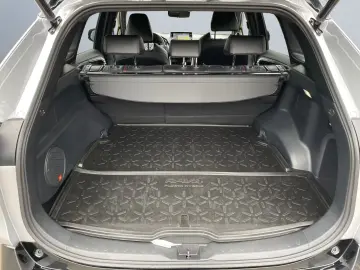 Toyota RAV4 Plug-in Hybrid Technology & Style