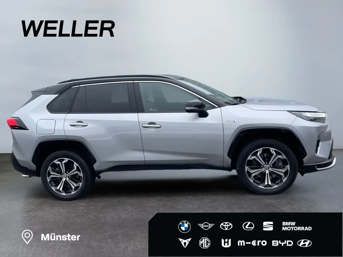 Toyota RAV4 Plug-in Hybrid Technology & Style